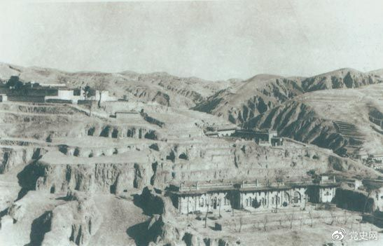 1947年12月25日至28日，中共中央在陕北米脂杨家沟召开扩大会议（十二月会议）。图为会议会址。